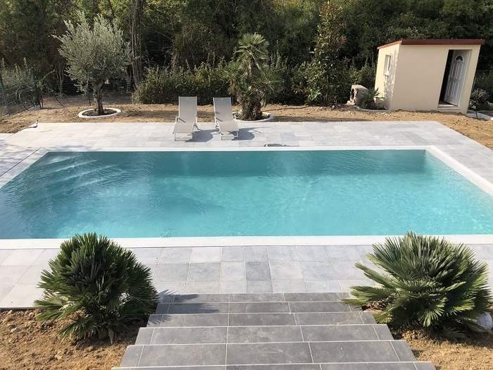 Réalisation piscine sur mesure Milly la Forêt