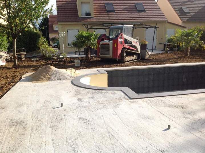 Spécialiste piscine sur mesure Bouville
